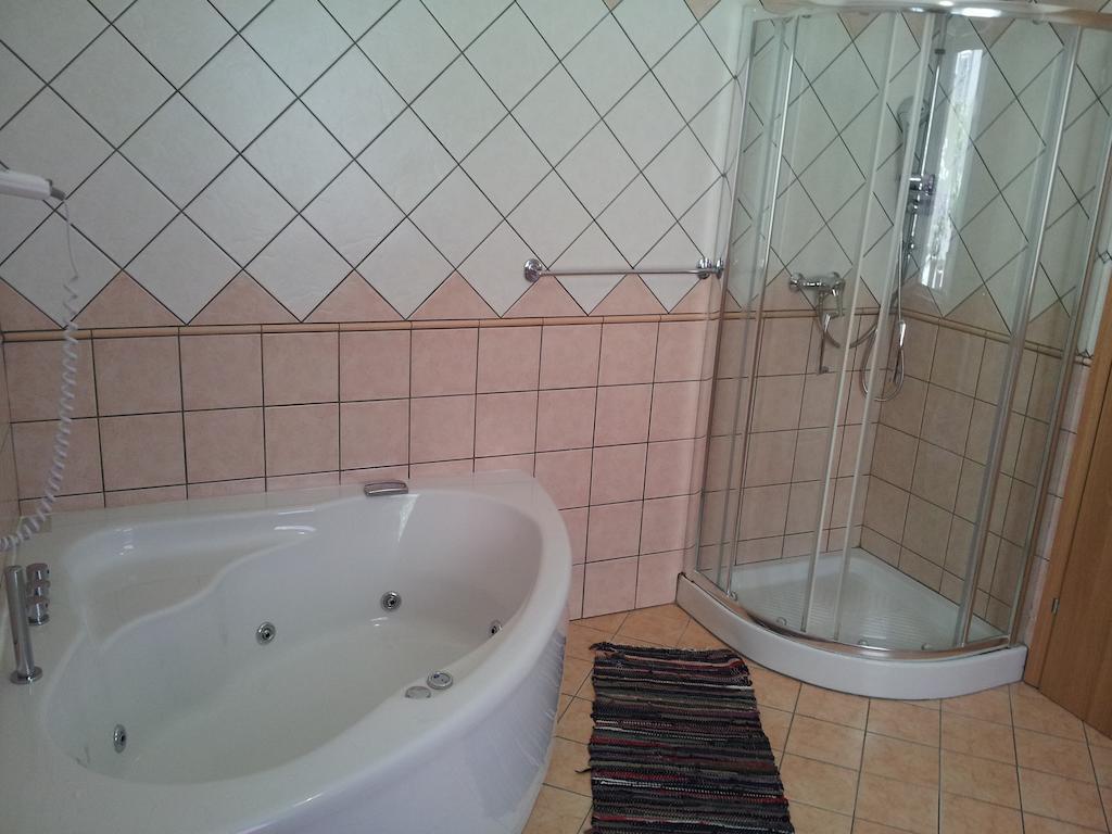 George Hotel Barcellona-Pozzo di Gotto Oda fotoğraf